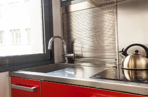 Sant Pere Apartment | Minimalist neoclassical Suite-Studio apartment in heart city center! WI-FI Free