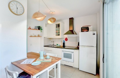 Corralejo Apartment | Modern Apartment 'Native Coconut House' with Private Terrace and Wi-Fi