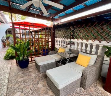 Opal Apartment | My Aruban Home