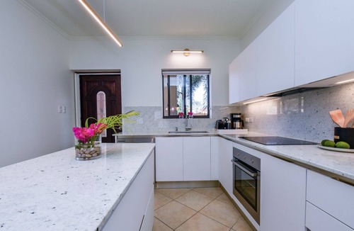 Malmok Condo | *NEW LISTING* - 2BR w/Private Pool in Resort-like Gated Community