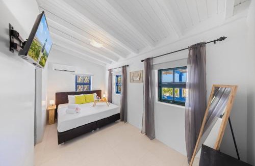 Punto de Oro House | New Renovated 3br Escape - 30 Off 4th Night Sept