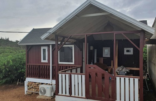 Shiribana Cabin | NEW: Wine Cabin