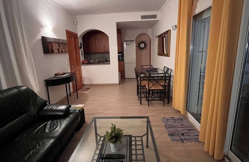 L'Escala House | NON-SEMI-DETACHED HOUSE WITH PRIVATE POOL WIFI AIR CONDITIONING NEAR BEACH RIELLS