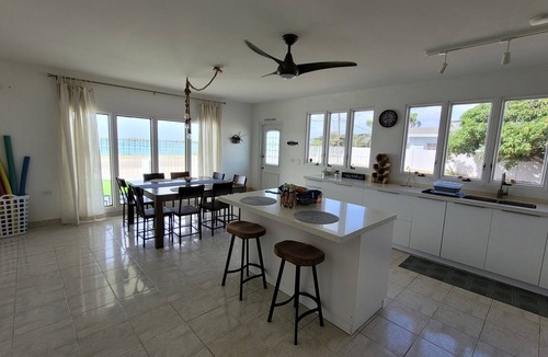 Pos Chiquito House | OCEAN FRONT-SUNSETS-PRIVATE POOLn2 or 3 bedrooms