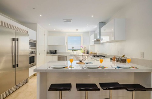 Oranjestad Condo | Oceanfront Luxury Penthouse with Stunning Views and Private Pool.
