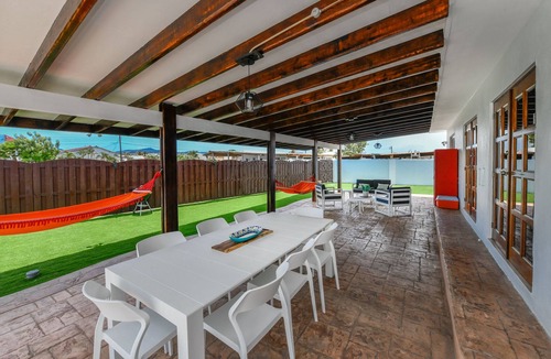 Pos Chiquito Villa | Oceanfront @ Mangel Halto Beach, Snorkel, Scuba, Beach