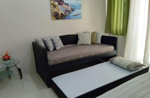 Pasay Apartment | One Palm Tree Villas close to Manila Airport - Terminal 3