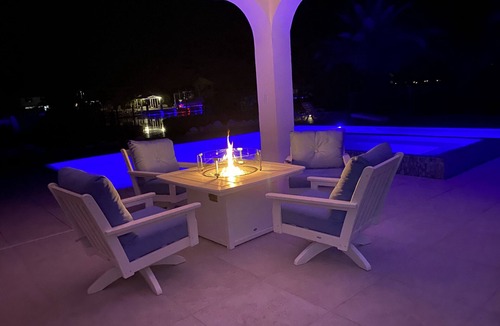 Marathon House | Outstanding pool and outdoor area 5 minute walk to beach!