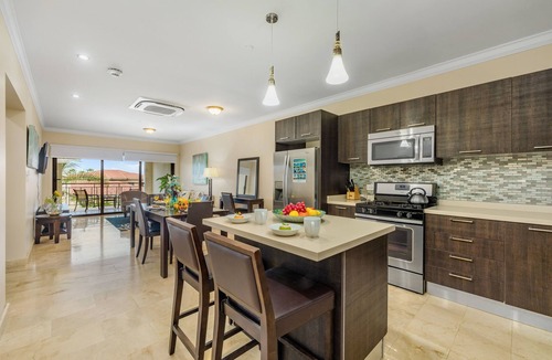 Washington Resort | Palm Aruba Condos