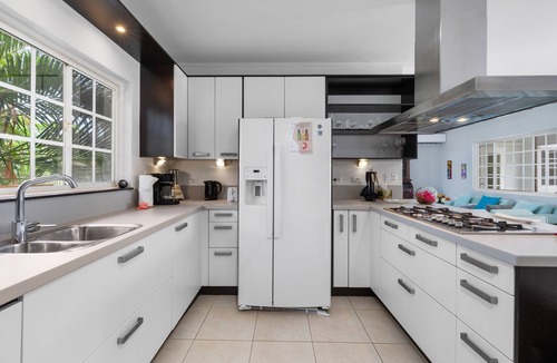 Eagle Beach Villa | Parrot Villa - Stunning vacation home near Eagle Beach
