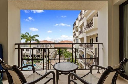 Washington House | PC301 - Pool View - Perfect for a couple - Close to Palm Beach - 1BR