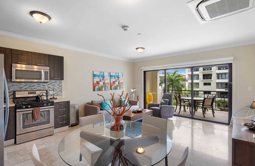 Washington Condo | PC312 - Pool View - 1BR Perfect for a couple - Close to Palm Beach
