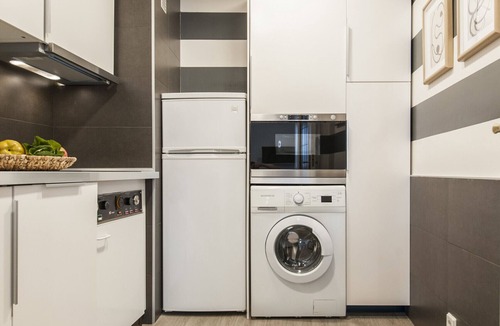Moncloa - Arguelles Apartment | Plaza España VII- Central apartment perfect for visiting Madrid