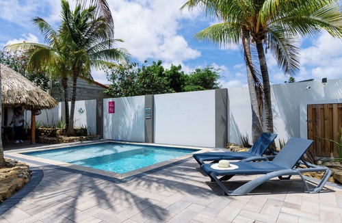 Washington House | Pool * FREE BBQ * near Palm Beach
