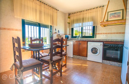 Conil de la Frontera House | Private Pool and large garden, in Fuente del Gallo, with aircondition and wifi internet - Casa Macarena -