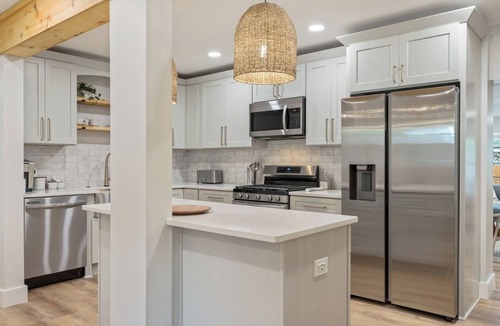 Fort Walton Beach House | Private Pool Oasis 4BR Near Okaloosa Island