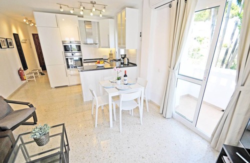 Oasis del Capistrano Apartment | Rabat 15