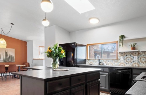 Alamedan Valley House | Rancho de Valle del Norte - An Irvie Home