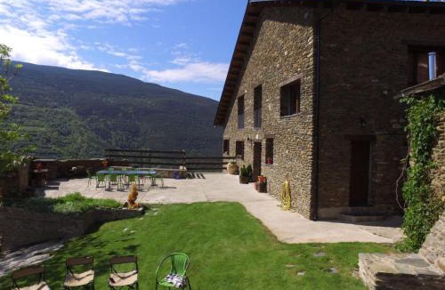 Rodes House | Refugi Casa Canelo