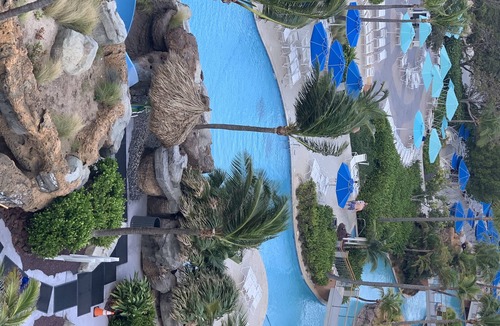 Palm Beach Villa | Relax While Floating in the Lazy River