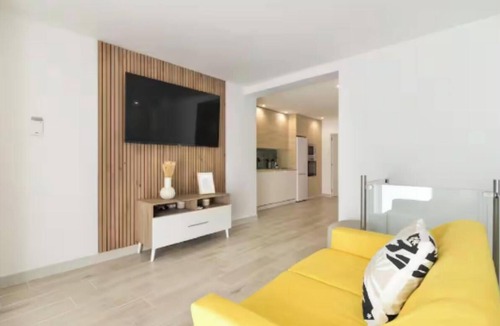 San Isidro Apartment | Renovated 4-Bedroom Apartment with Easy Access to Madrid City Center