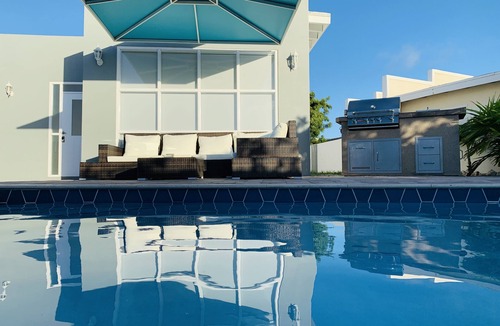 Esmeralda Villa | Romantic, Beautiful Sunsets w/Private Pool