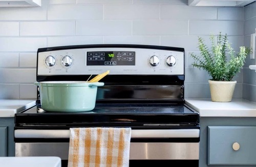 Virginia Highland House | Rook's Corner