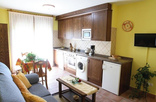 Corao Apartment | Rural Apartments La Viña (Apartment number 2)