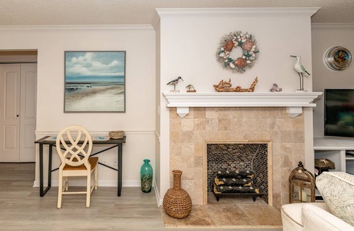 St. Augustine Beach Apartment | Sea Winds Unit 61 - - Two Bedroom Apartment, Sleeps 6