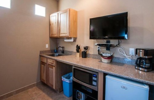 Paradise Hills Civic Apartment | Separate Private Detached 1 Room Casita with your own entrance