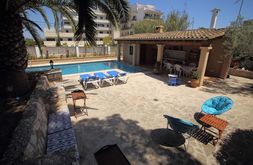 Portocolom Villa | Ses Sivines – Traditional Mallorcan Villa with Private Pool, Free WiFi and Air C