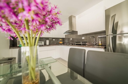 Koyari Villa | Sleeps 26! Spacious Luxury: Pool ~ Soccer ~ Gazebo