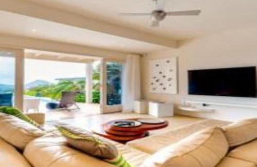 Santa Cruz House | Sombre 14-E