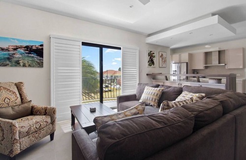 Gold Coast Apartment | Spacious 4BR Condo in Prestigious Resort at Oro 1 by Bocobay