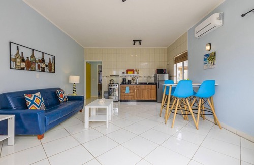 Noord Villa | Spacious 7BR 6BA Villa 2 Pools WalktoBeach