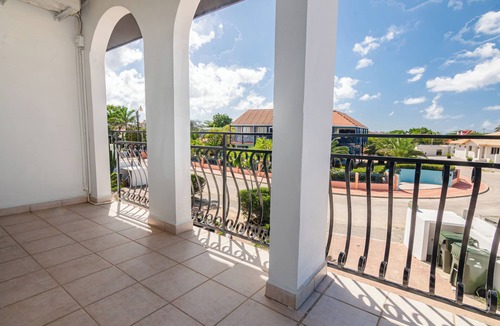 Bubali House | Spectacular 8 br Villa with Pool & Garden Close to Super Food.