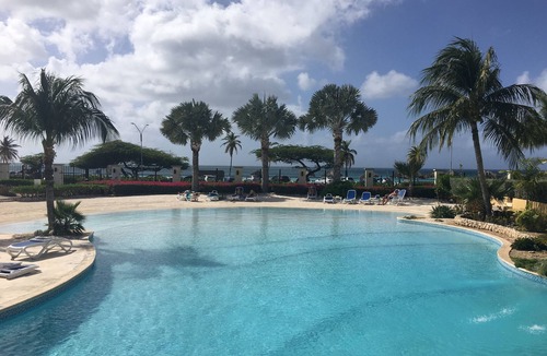 Oranjestad-West Apartment | Spectacular Ground Floor Apt. w/grill, Jacuzzi and Private Terrace