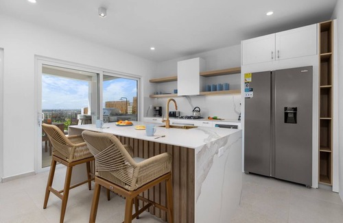 Alto Vista House | Spectacular View Private Pool King Beds Ensuite