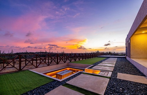 Alto Vista Villa | Spectacular Villa, Island and Ocean View, 7 minutes from the beach, sleeps 6.