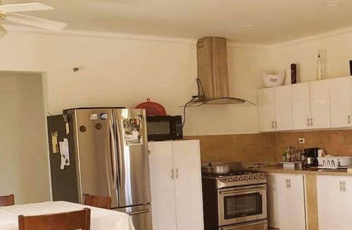Koyari House | Stay 5 minutes away from the beach