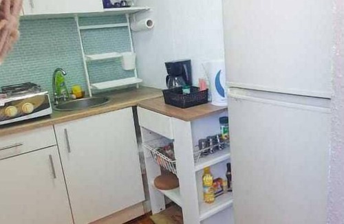 Opal Apartment | Studio Cocolishi, Walking - 10 min from the beach