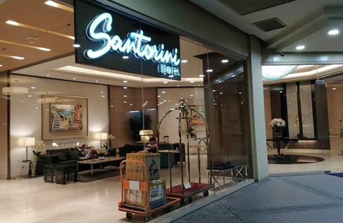 Pasig House | Studio Deluxe @ Sta Lucia East Grand Mall - Hotel & Residence