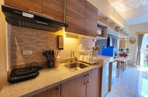 Baguio Apartment | Studio - Sleeps 4 - Pets - Smoking - Wifi