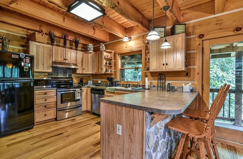 Old Fort Cabin | Stunning Mountain Cabin with Hot Tub and Game Room Near Asheville in Old Fort, NC