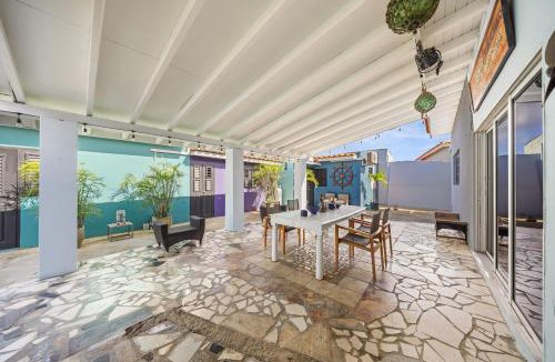 Esmeralda Apartment | Stylish Aruba Getaway, Close To Beach, Cozy For 2