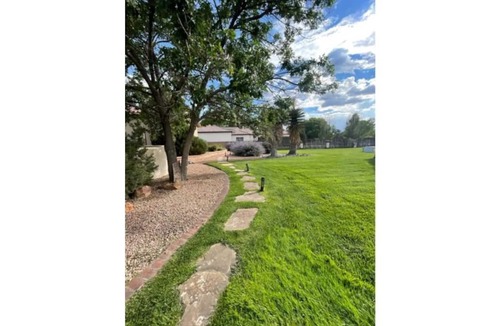 Albuquerque House | Sumptuous Corrales Oasis Approx 2.5 miles to Balloon Fiesta Park!