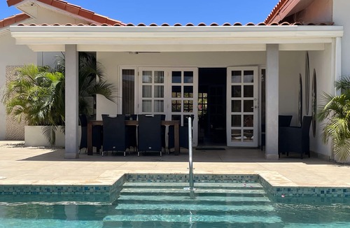 Ponton Villa | Sun, Fun & Family Time – Private Aruba Villa with Pool & Privacy