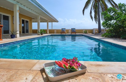 Esmeralda Villa | SUNSET VILLA - Stunning VIEW! - private pool - 4 bed - 4 bath- 11 guest home