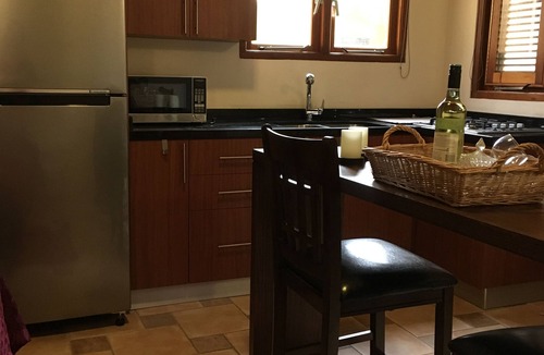 Paradijswijk Apartment | Surround yourself by Caribbean art in a local atmosphere.