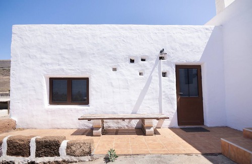 La Asomada House | Tabaiba Soul - Macaronesiahomes, vacation home with panoramic sea views and tranquility